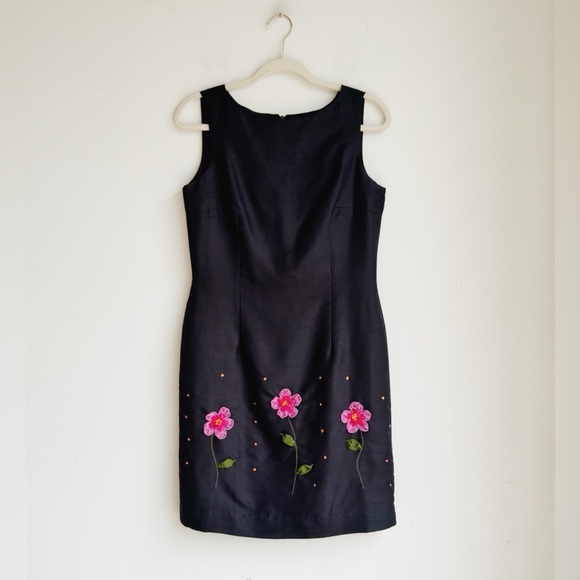 VINTAGE EAGLE'S EYE Black Silk Floral Trimmed Sheath Dress 4 - Picture 7 of 8
